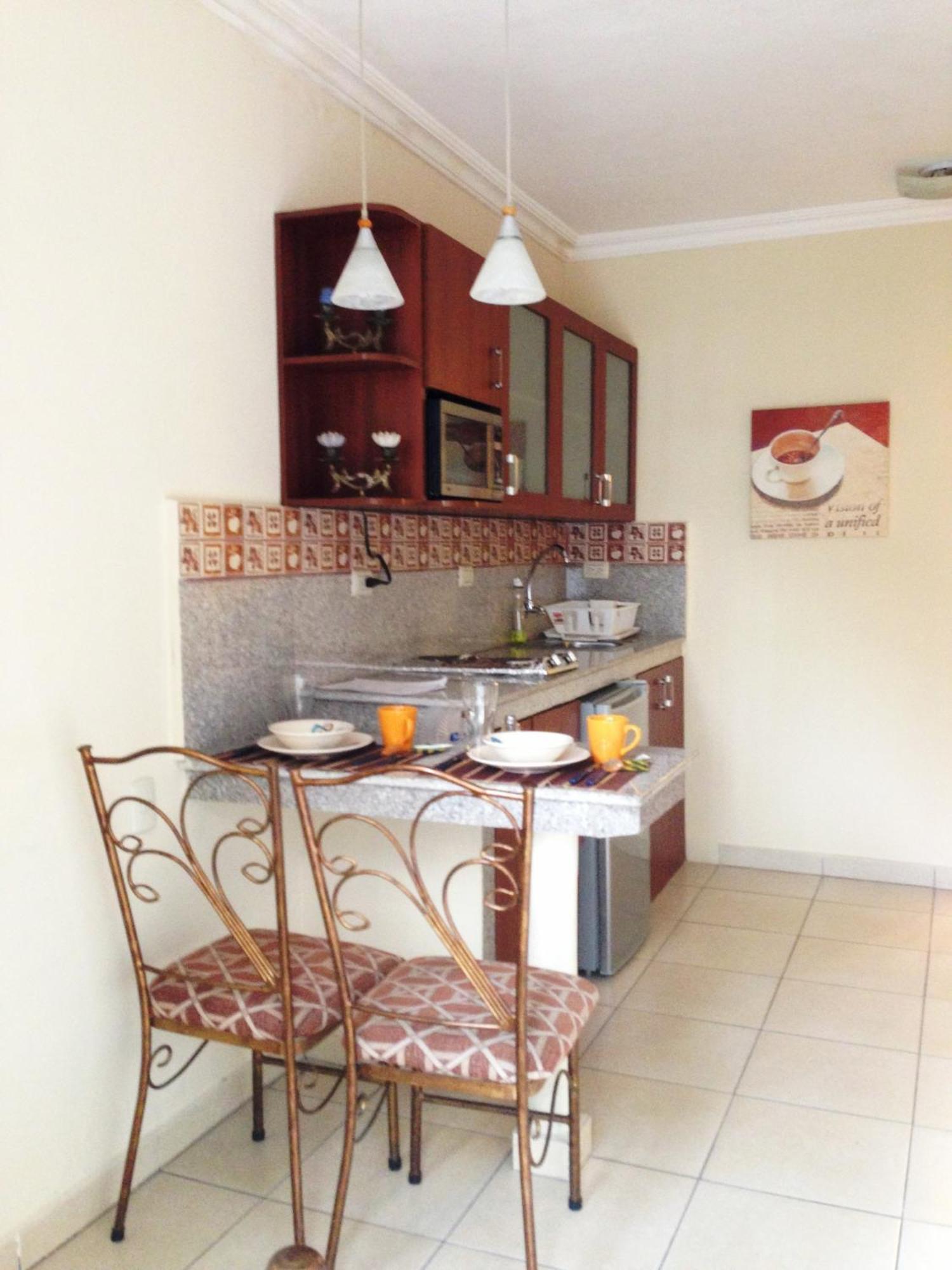 El Patio Suites II جواياكيل المظهر الخارجي الصورة