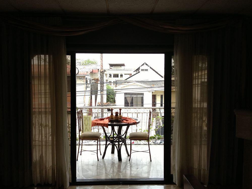 El Patio Suites II جواياكيل المظهر الخارجي الصورة