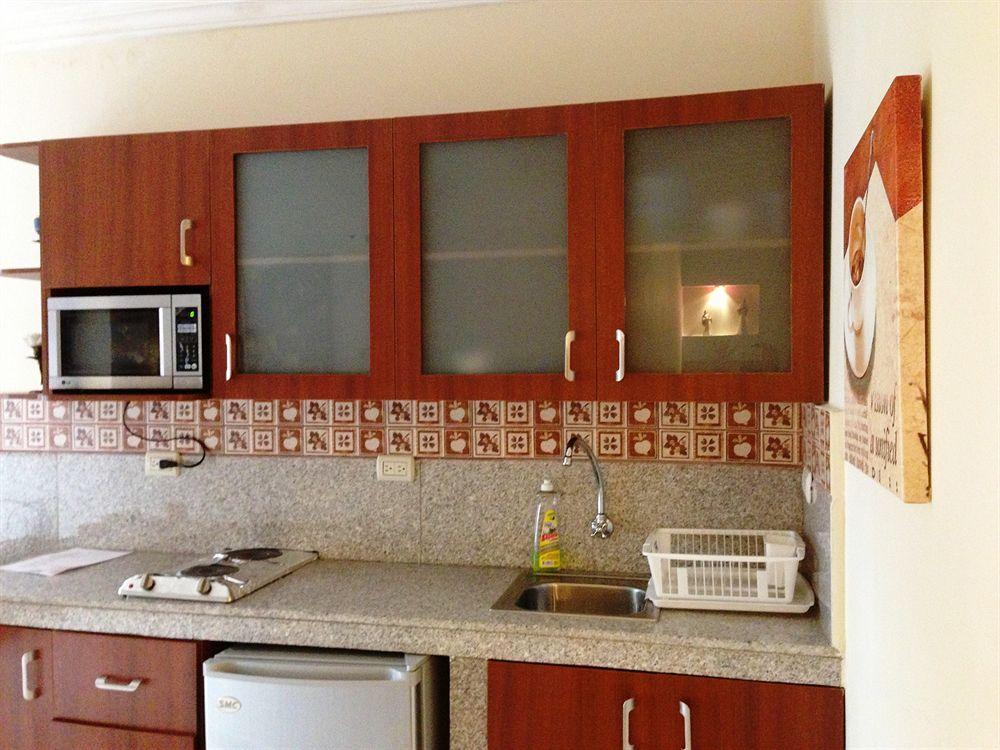 El Patio Suites II جواياكيل المظهر الخارجي الصورة