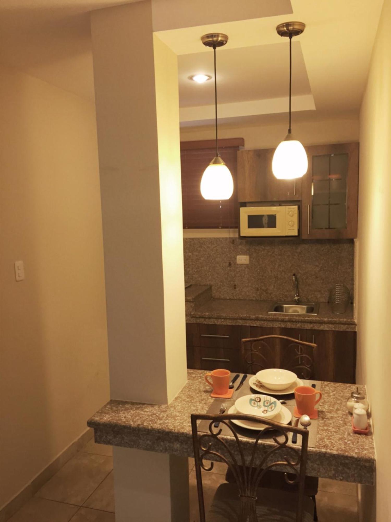 El Patio Suites II جواياكيل المظهر الخارجي الصورة