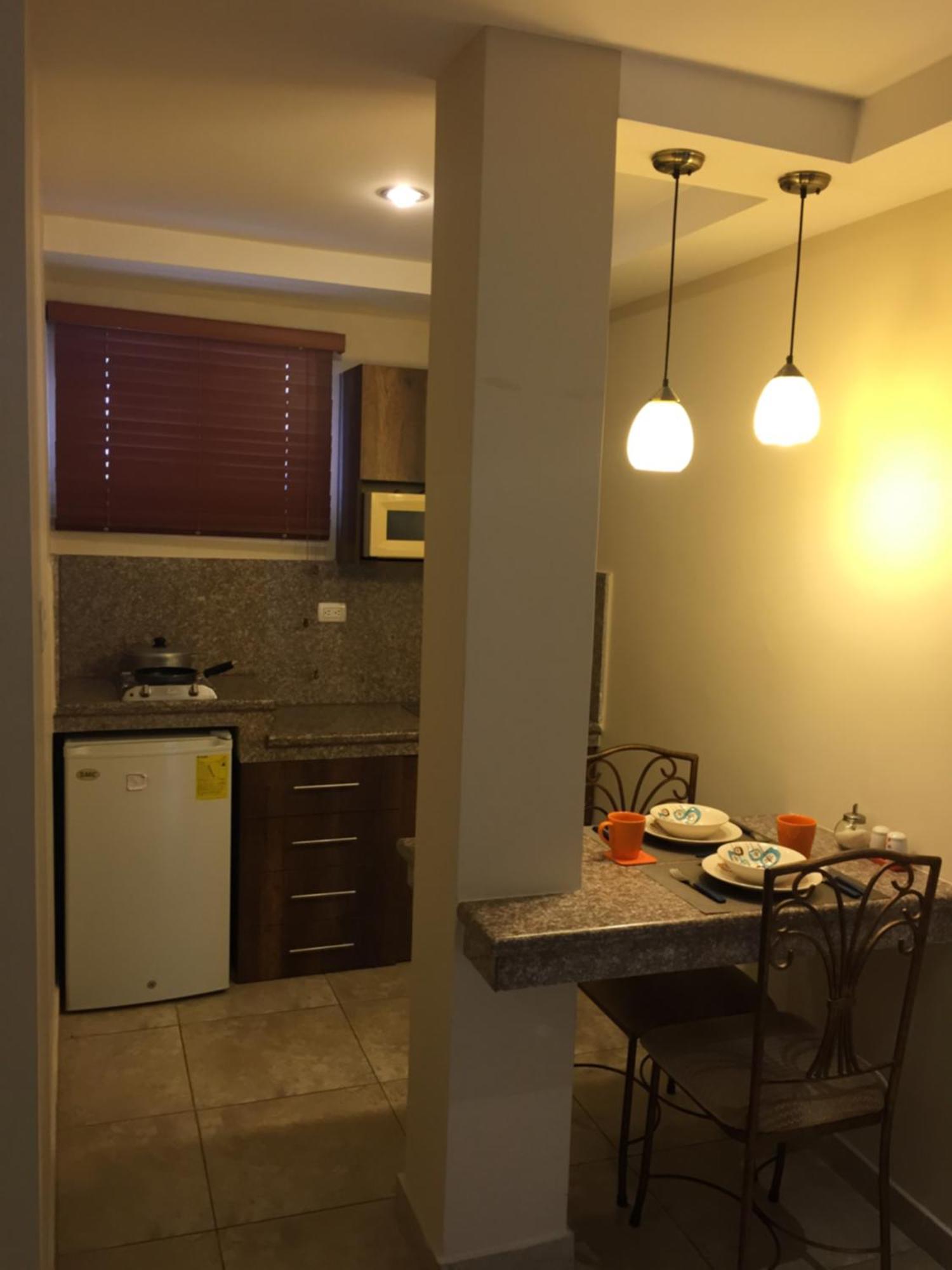 El Patio Suites II جواياكيل المظهر الخارجي الصورة