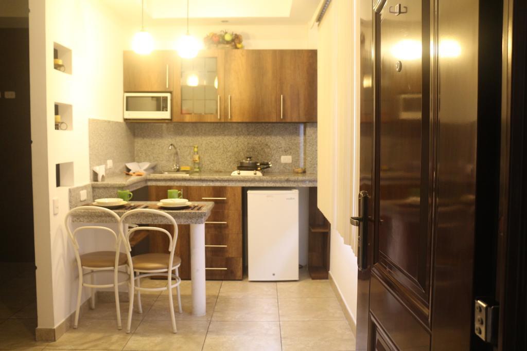El Patio Suites II جواياكيل المظهر الخارجي الصورة