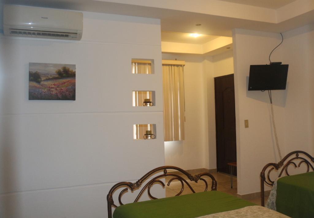 El Patio Suites II جواياكيل المظهر الخارجي الصورة
