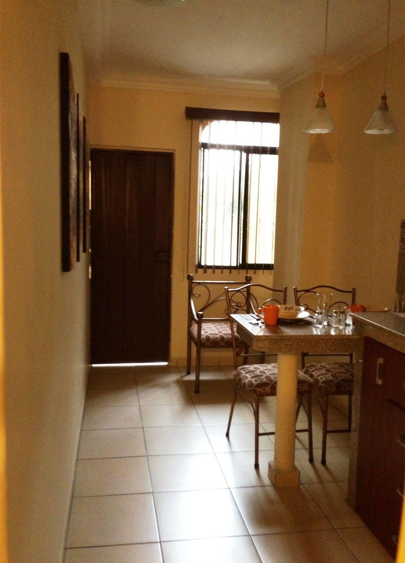 El Patio Suites II جواياكيل المظهر الخارجي الصورة