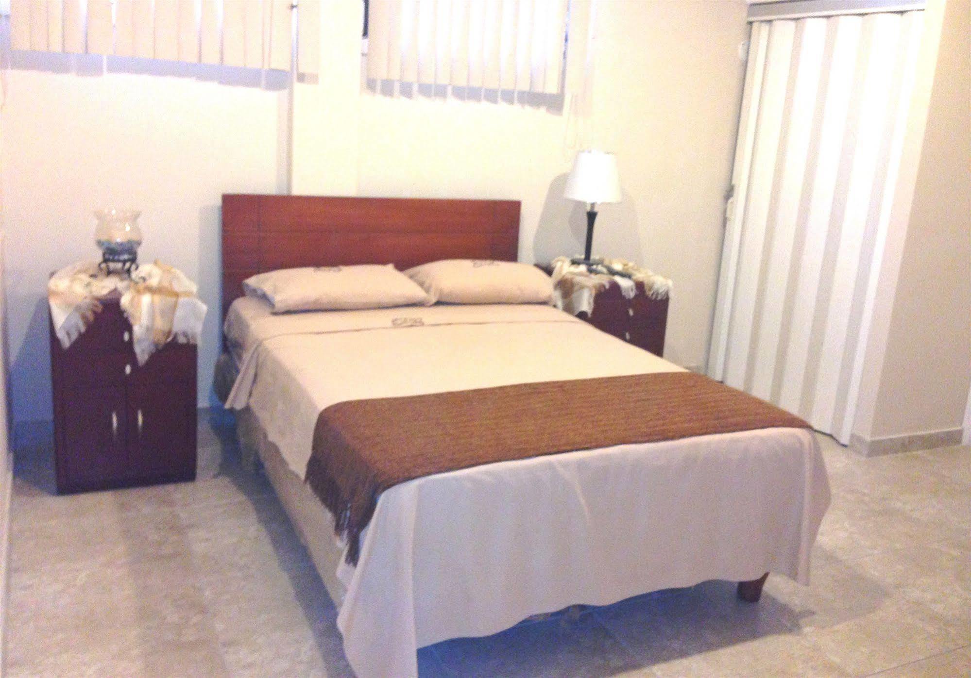 El Patio Suites II جواياكيل المظهر الخارجي الصورة