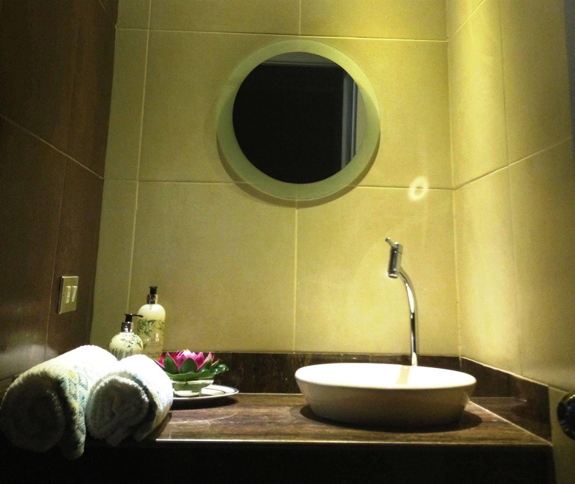 El Patio Suites II جواياكيل المظهر الخارجي الصورة
